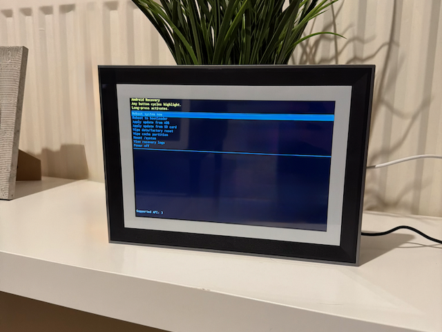 hacking a chinese photo frame